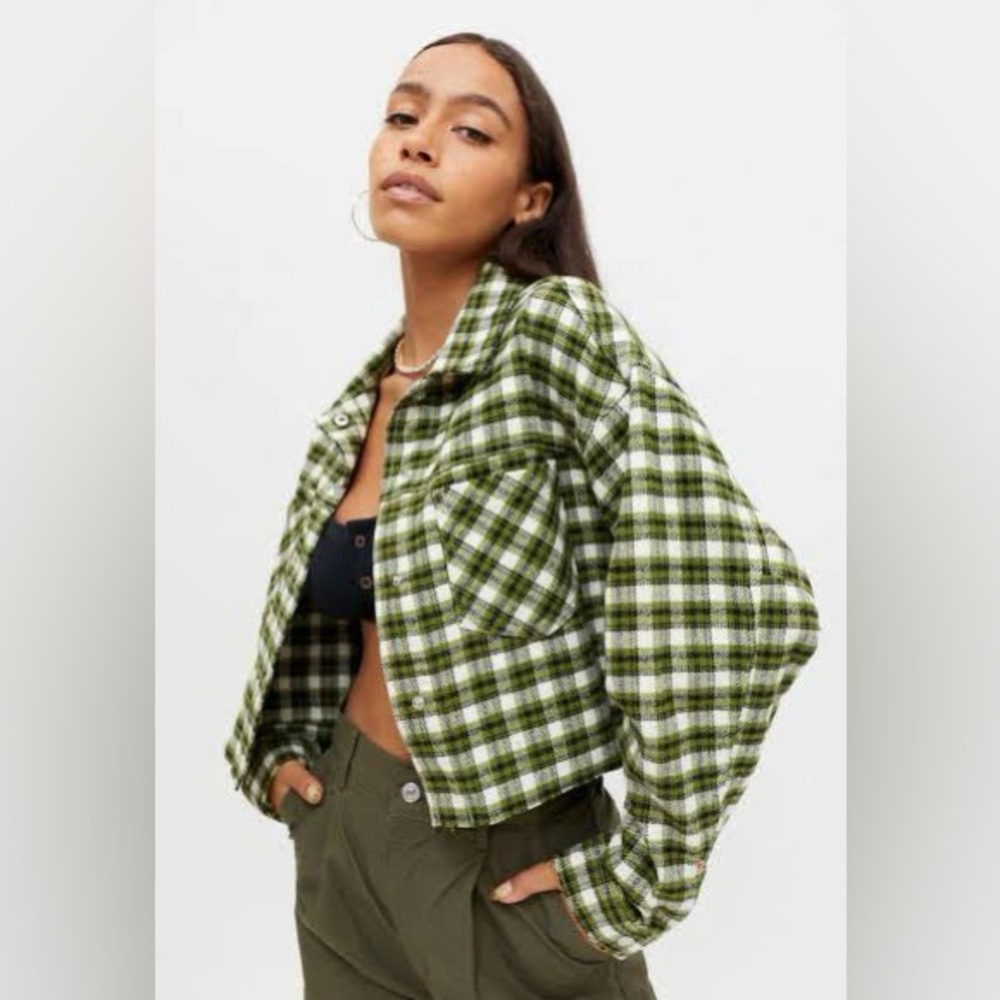 BDG Claire Cropped Flannel Shirt Jacket